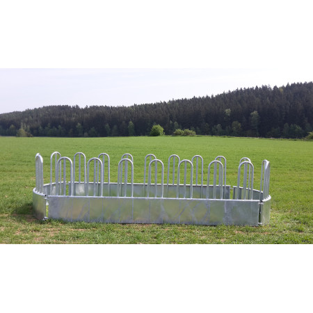 Oválné příkrmiště KOTTECH – 20 krmných míst, 510 × 170 cm